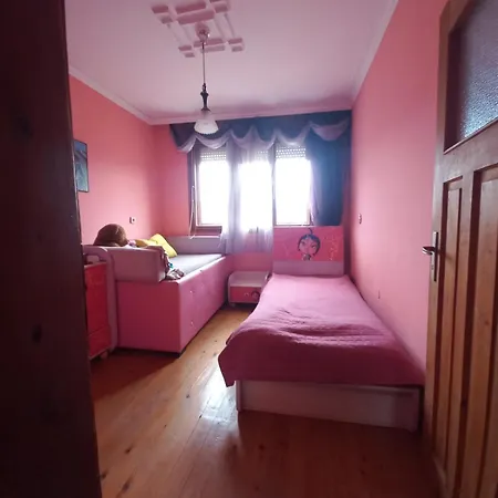 къща село катунци ساندانسكي